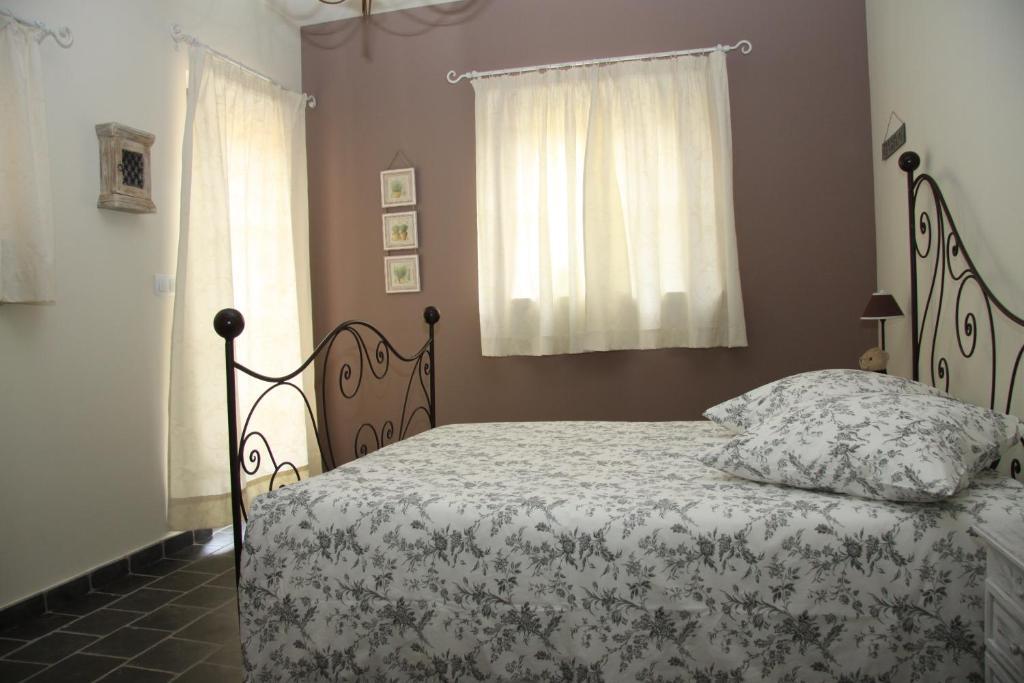La Bastide De Fontaille Bed & Breakfast Saint-Félicien Стая снимка